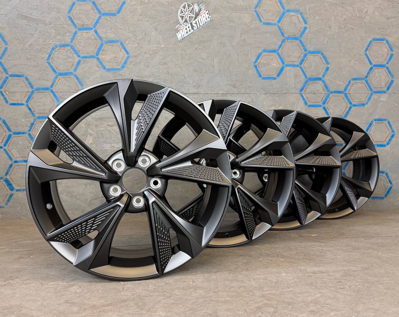 Jantes ALTO-01 18 pouces 5x112 Noir Matt