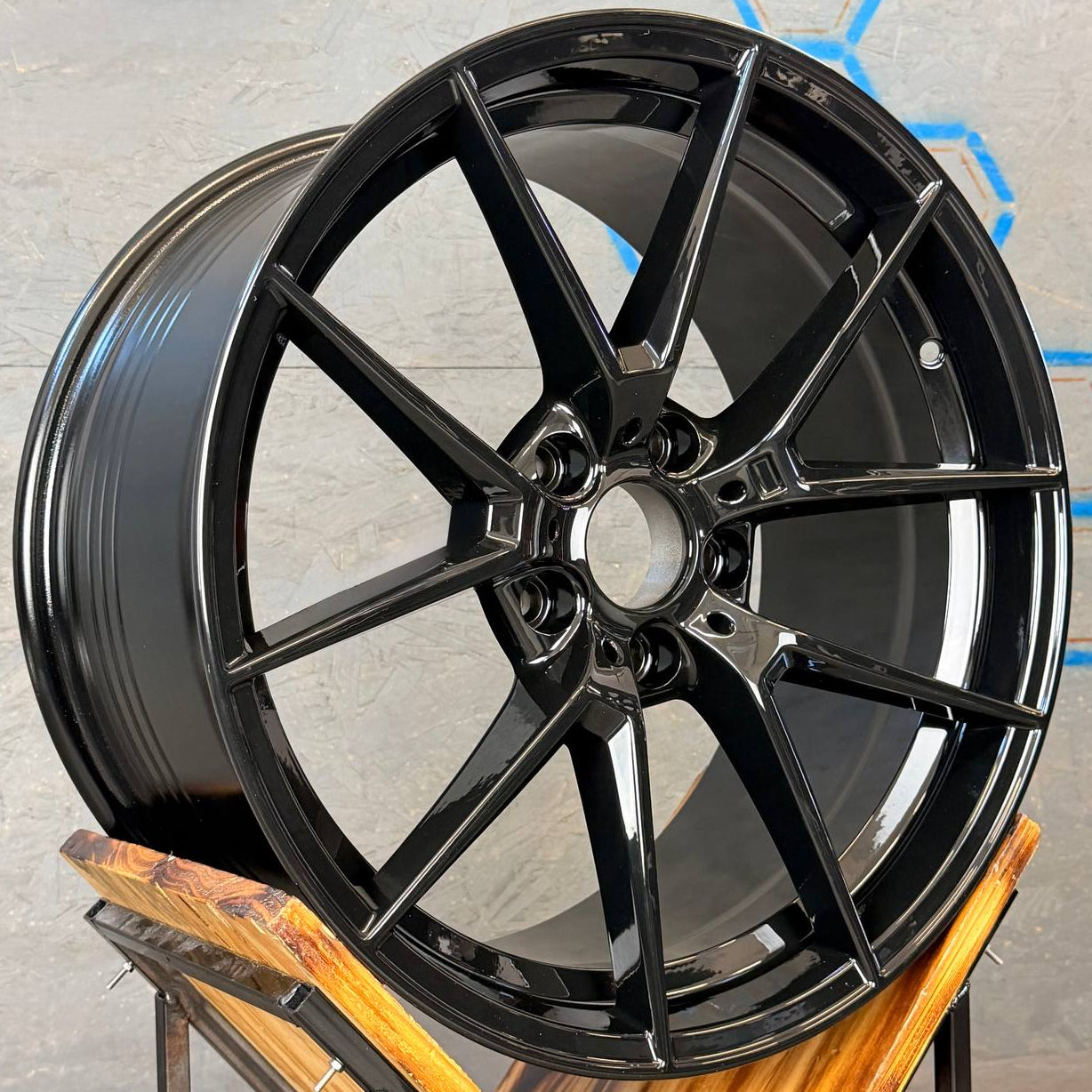 Jantes FBX132 19 pouces 5x120 Noir Brillant