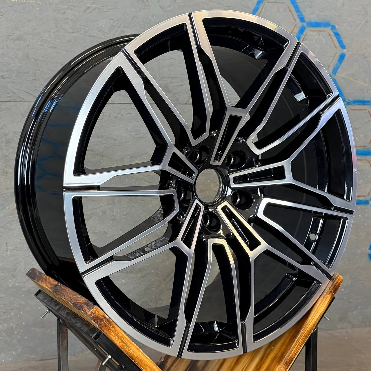 Jantes DY929-AI 19 pouces 5x112 Noir Face Polie